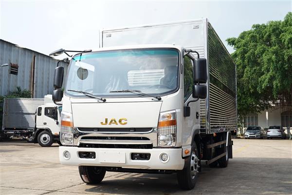 Xe tải JAC N500 Động cơ ĐỨC chuẩn Euro IV 5 TẤN